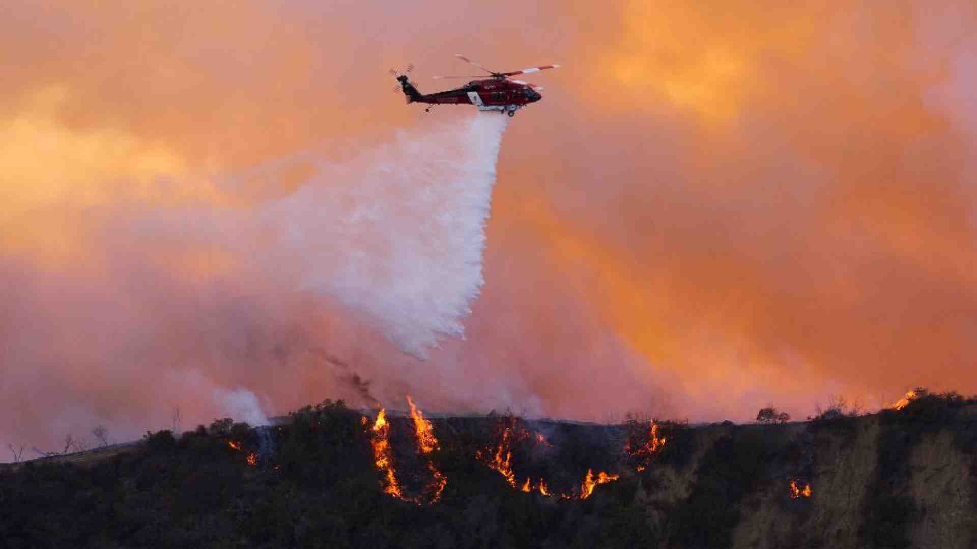 Immagine di A Los Angeles si aggrava il bilancio degli incendi