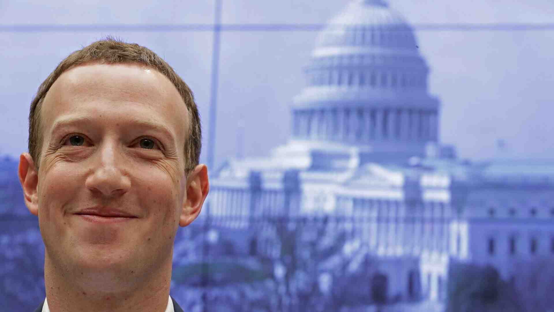 Immagine di Tutti gli sforzi di Zuckerberg per farsi piacere da Trump