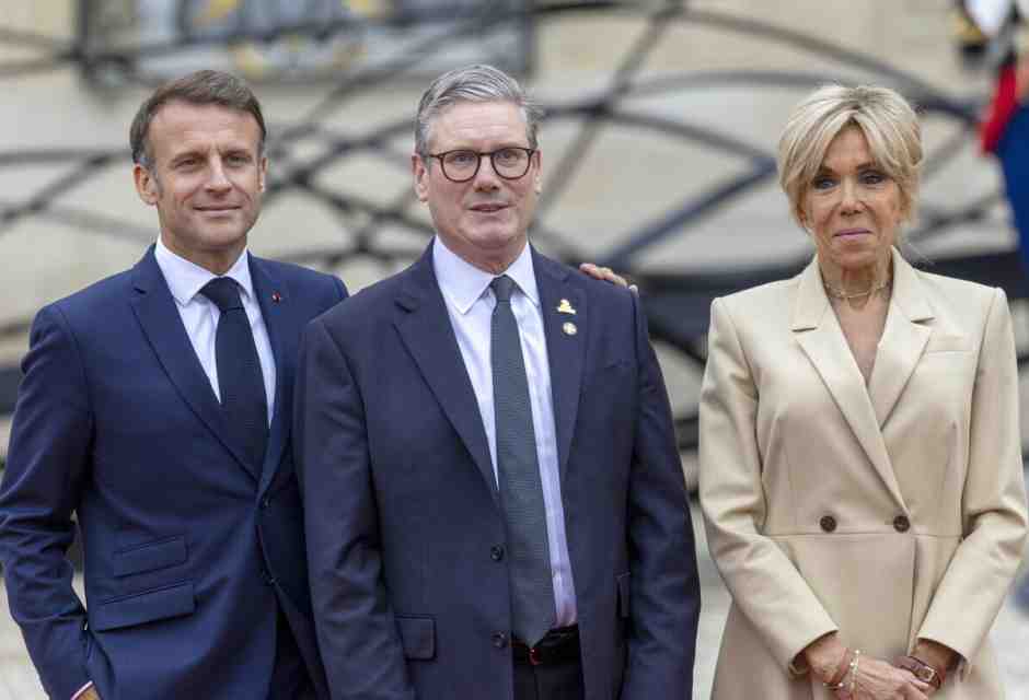 &nbsp;Emmanuel Macron e Keir Starmer (Ansa)