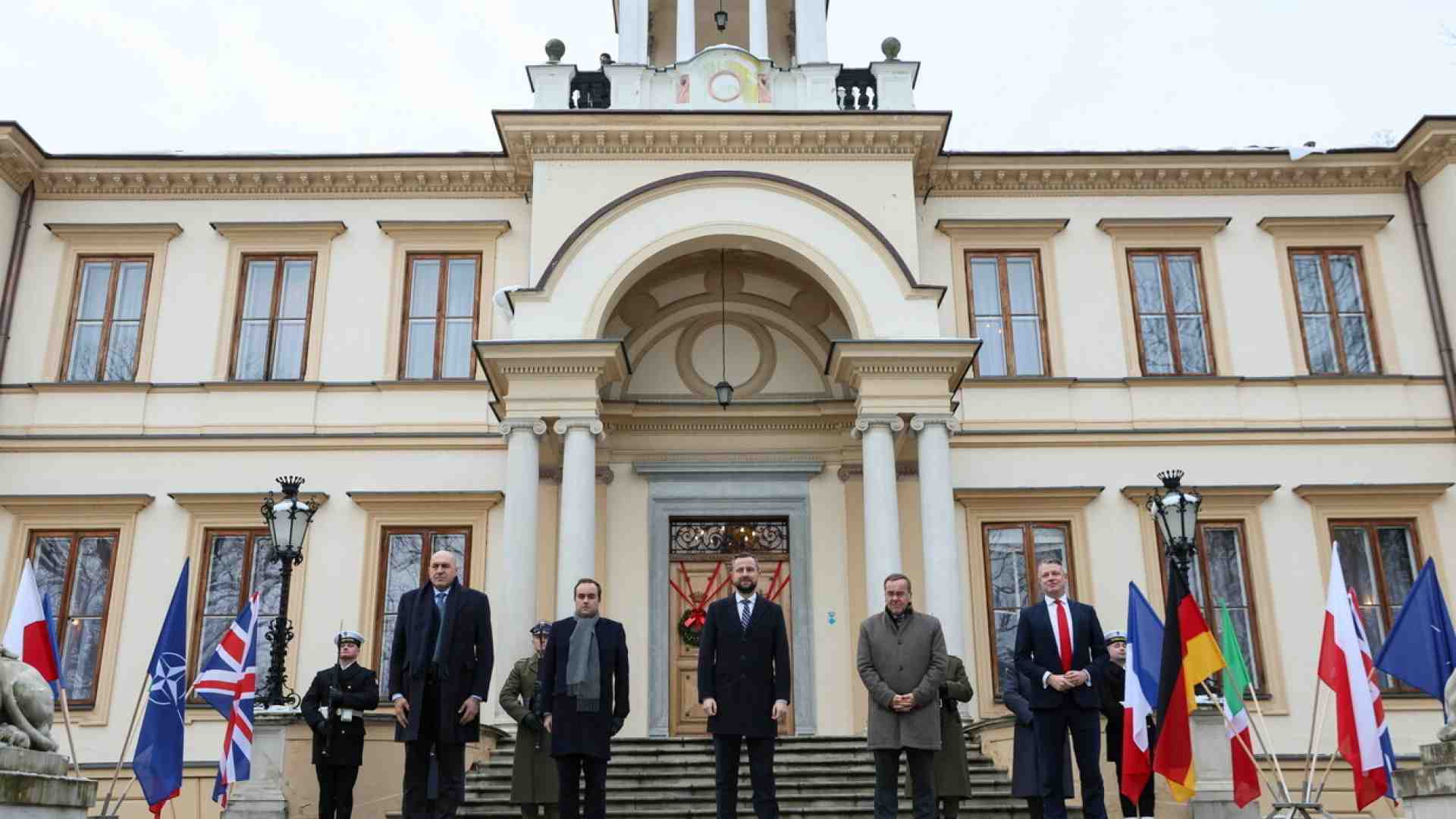Immagine di Svolta Trump sulla Nato: all’Italia servono subito 18 miliardi per aumentare la spesa militare