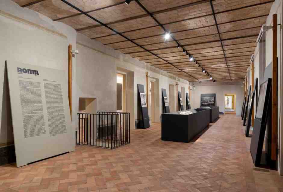 Mostra &ldquo;Gabriele Basilico. Roma&rdquo; &ndash; Allestimento &copy; Eleonora Cerri Pecorella via Mic<br />