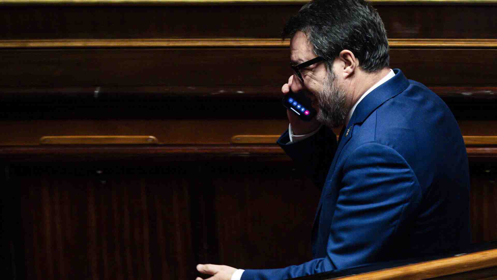 Immagine di Nuovo caos sulle ferrovie. E Salvini diserta il Cdm e l’inaugurazione a Termini