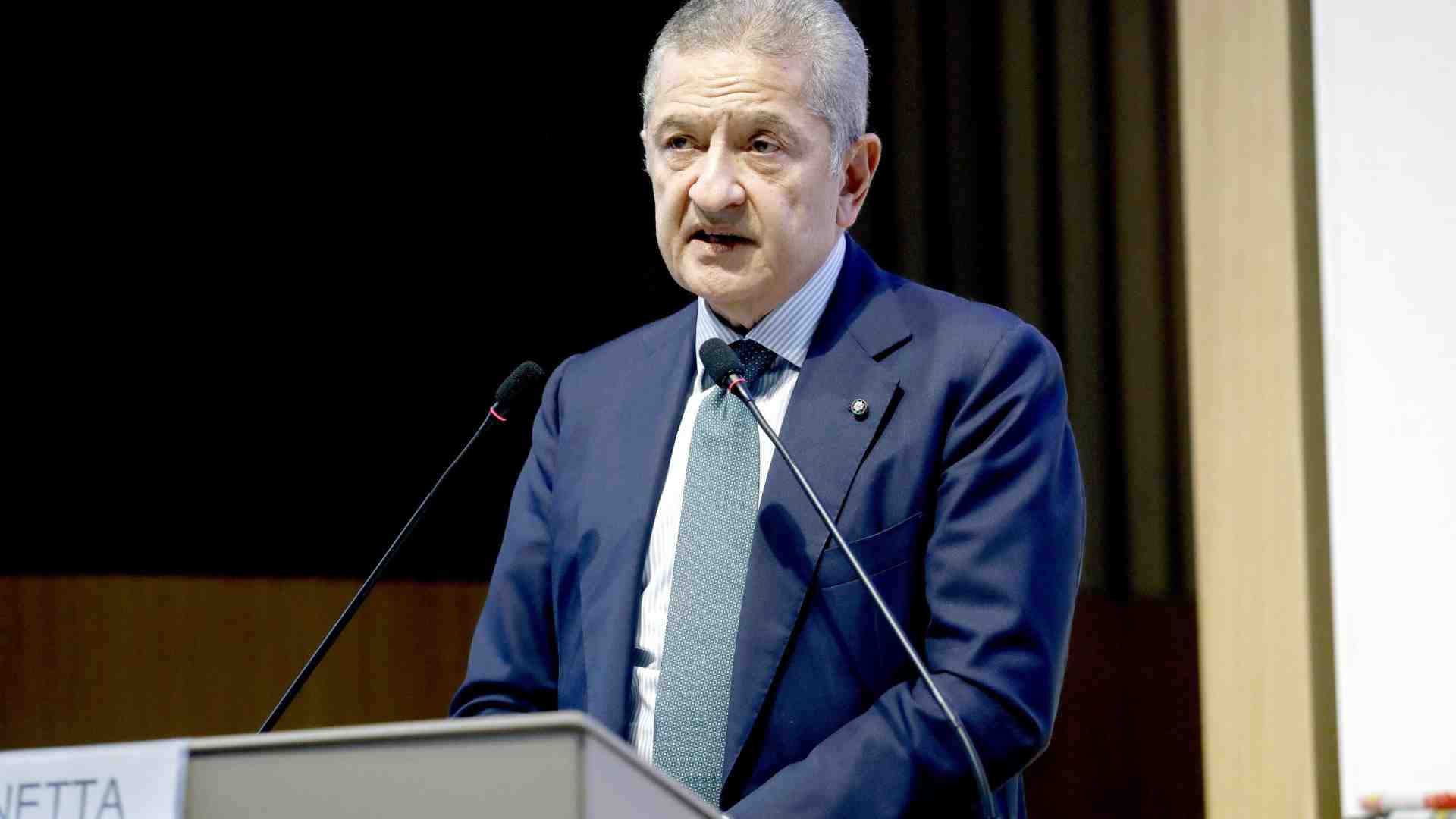 Immagine di Come la globalizzazione può aiutare la pace. Lezione di Panetta
