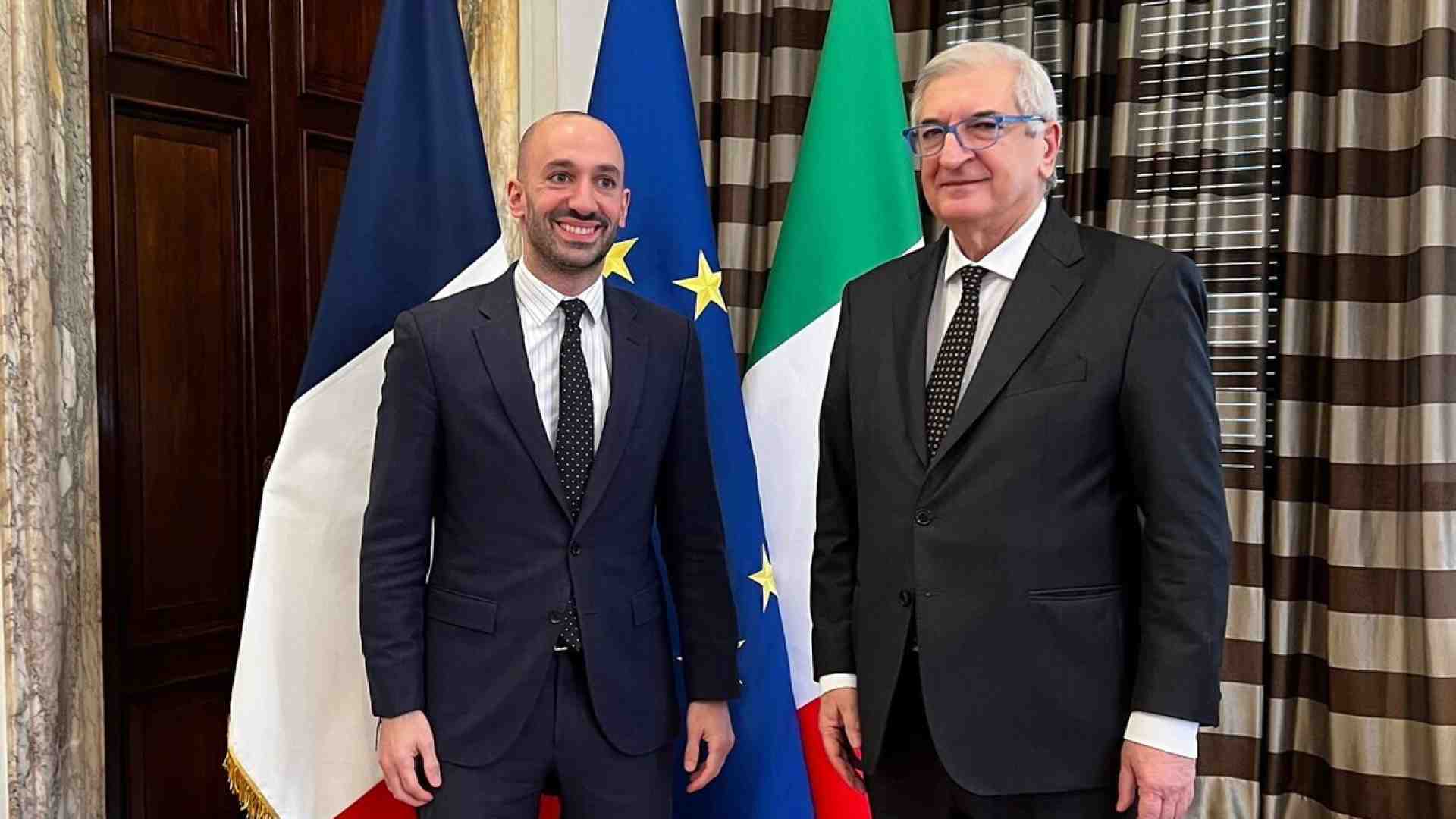 Immagine di La Francia tende la mano all'Italia su economia, immigrazione e difesa