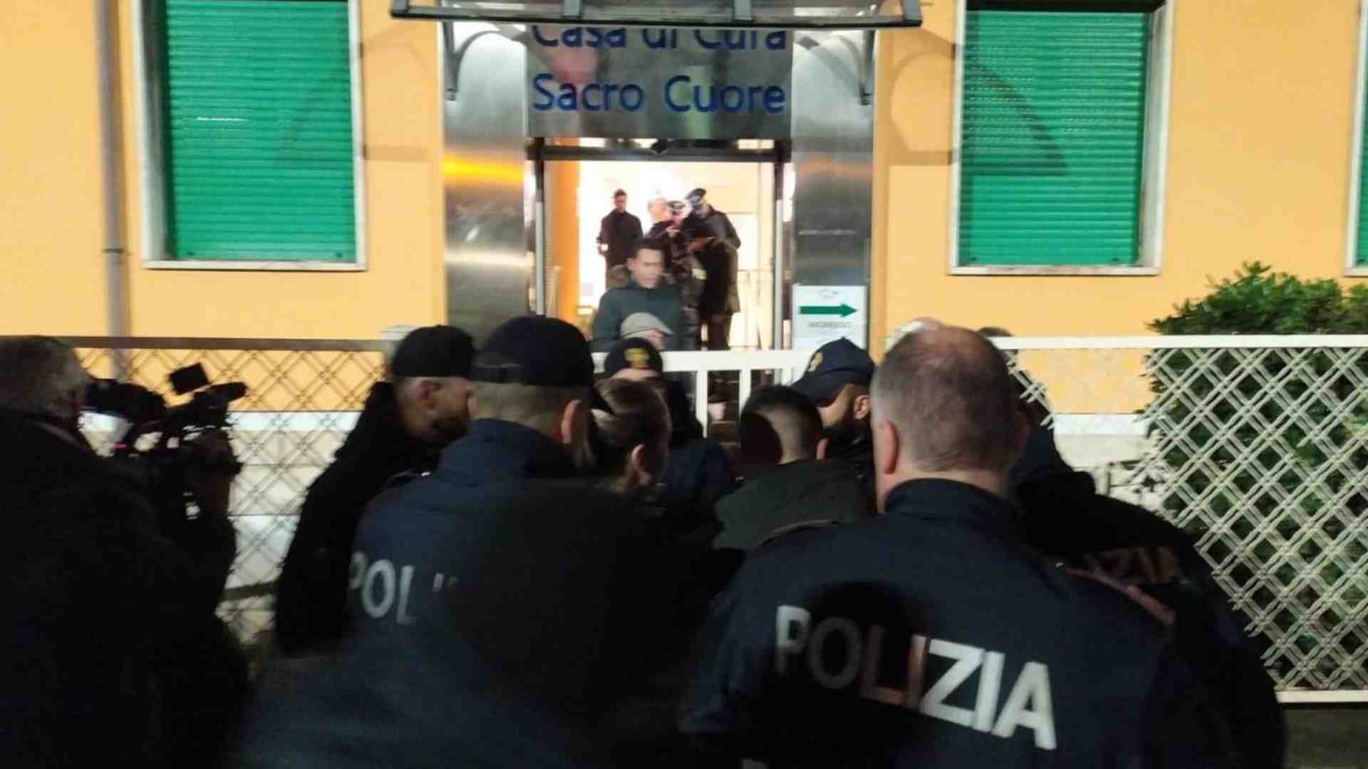 Immagine di Cosa c'è dietro la storia della coppia che ha rapito una neonata a Cosenza