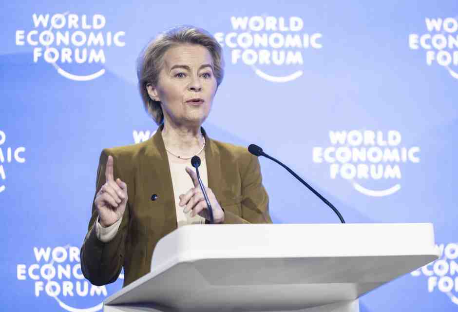Ursula von der Leyen (foto Ap, via LaPresse)