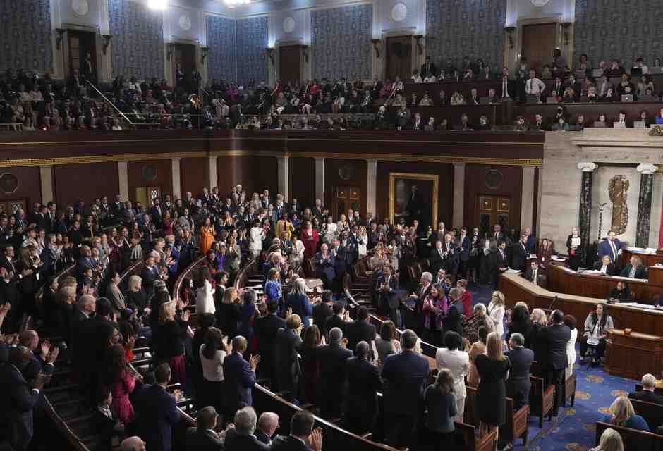 Come si fa opposizione a Trump? I democratici iniziano dagli appelli contro l'apatia