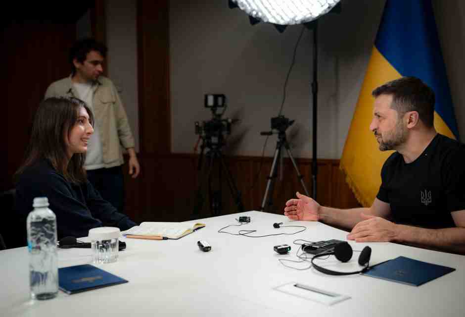 Cecilia Sala intervista Zelensky: “Meloni? Spero che il dialogo privilegiato con Trump possa essere utile anche all'Ucraina”
