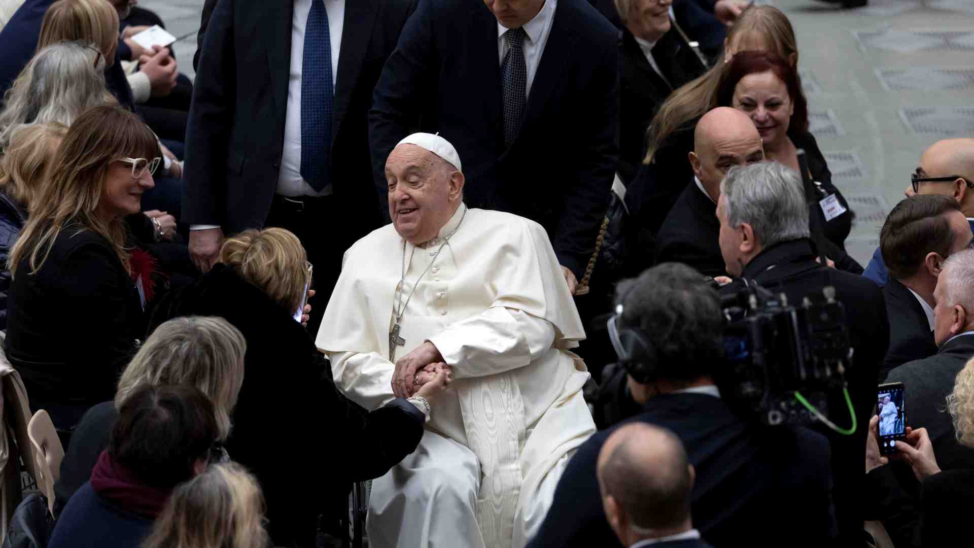 Immagine di Il Papa ai comunicatori: «Parlate con il cuore, diffondete speranza»