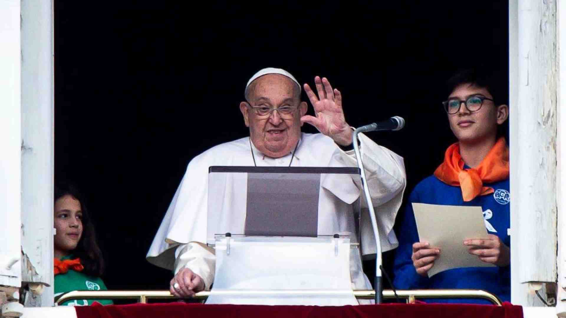 Immagine di Il Papa: lo sterminio degli ebrei non può essere né dimenticato né negato