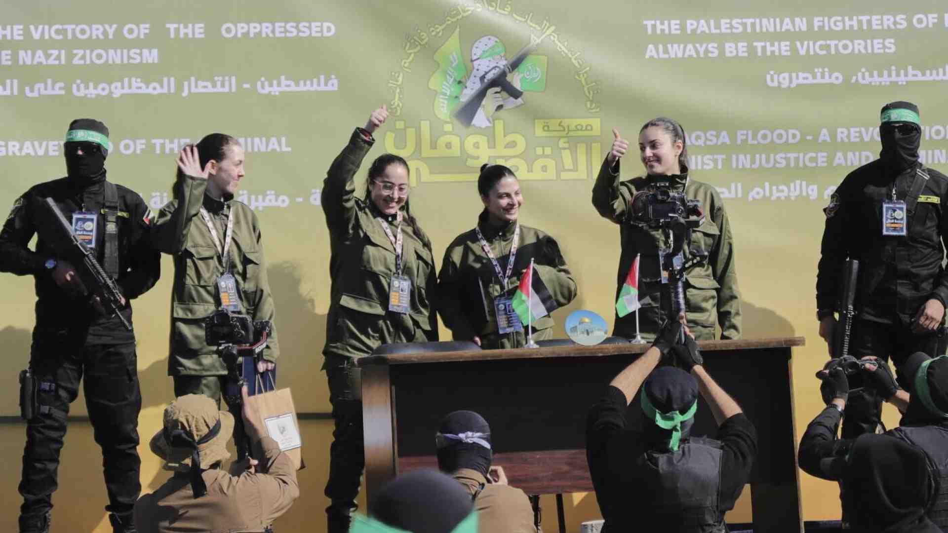 Immagine di L'informazione capovolta che parla di ostaggi israeliani “in salute” e palestinesi “torturati”