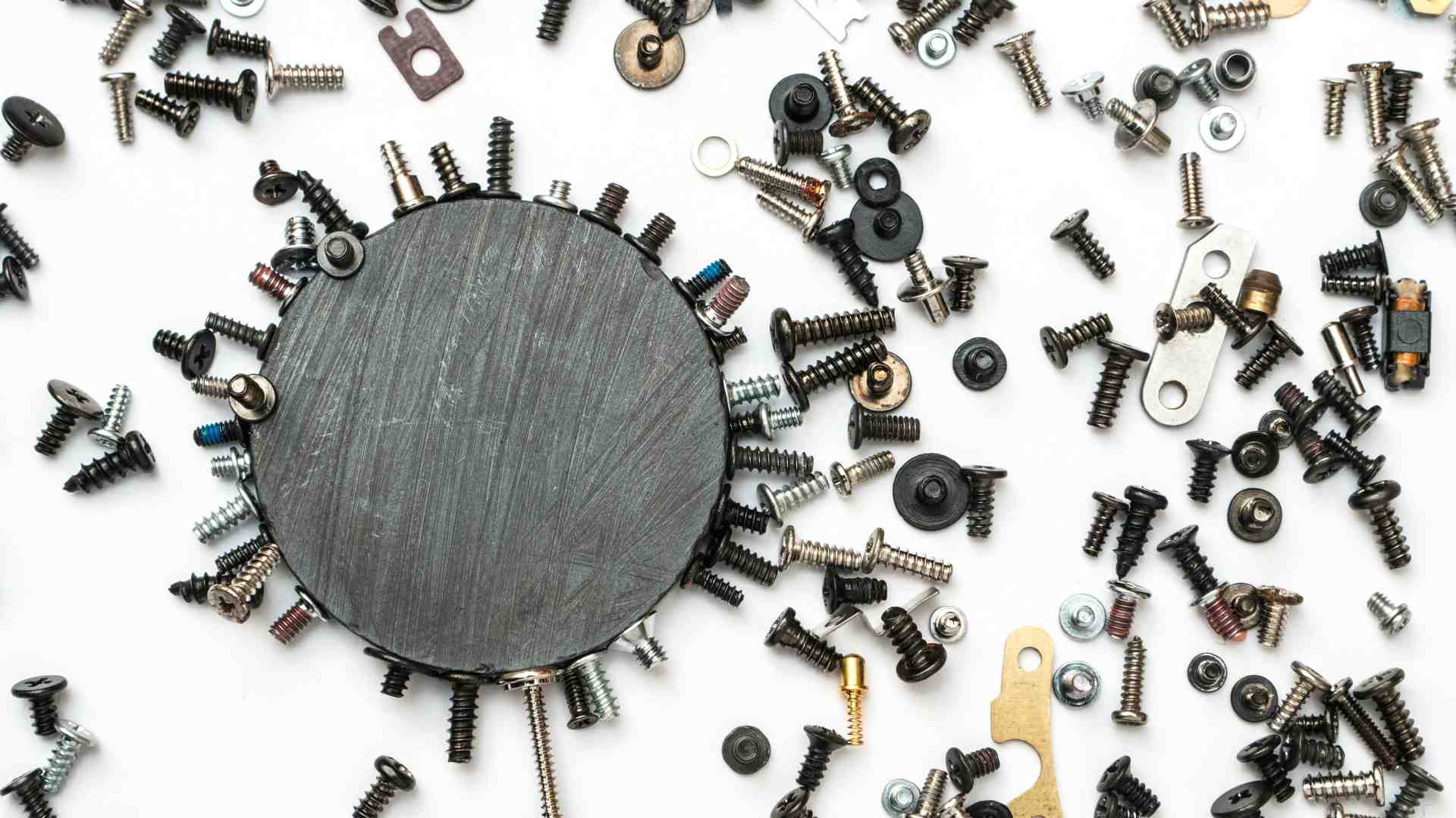 Immagine di Il compagno di scuola che si metteva un magnete nei pantaloni