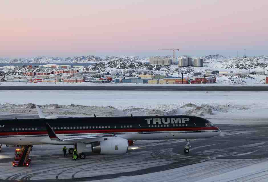 L'aereo con a bordo Donald Trump Jr a Nuuk, Groenlandia, marted&igrave; 7 gennaio 2025 (Emil Stach/Ritzau Scanpix via AP)&nbsp;<br />