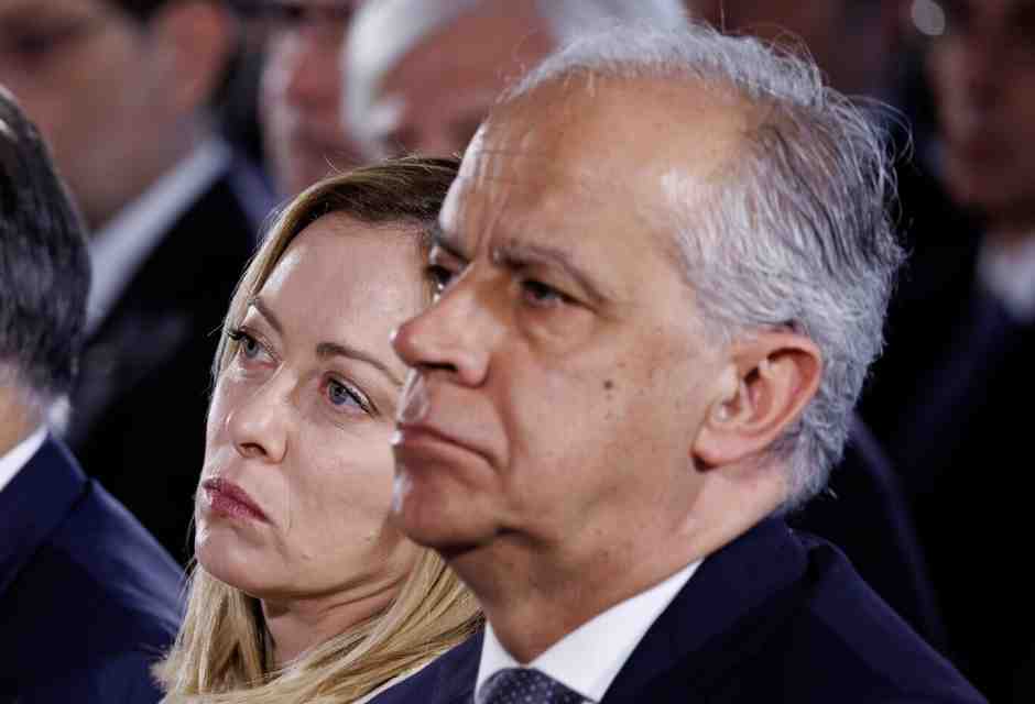 L’improbabile scaramuccia dell’avviso di garanzia a Meloni e la ben più seria “ragion di stato”