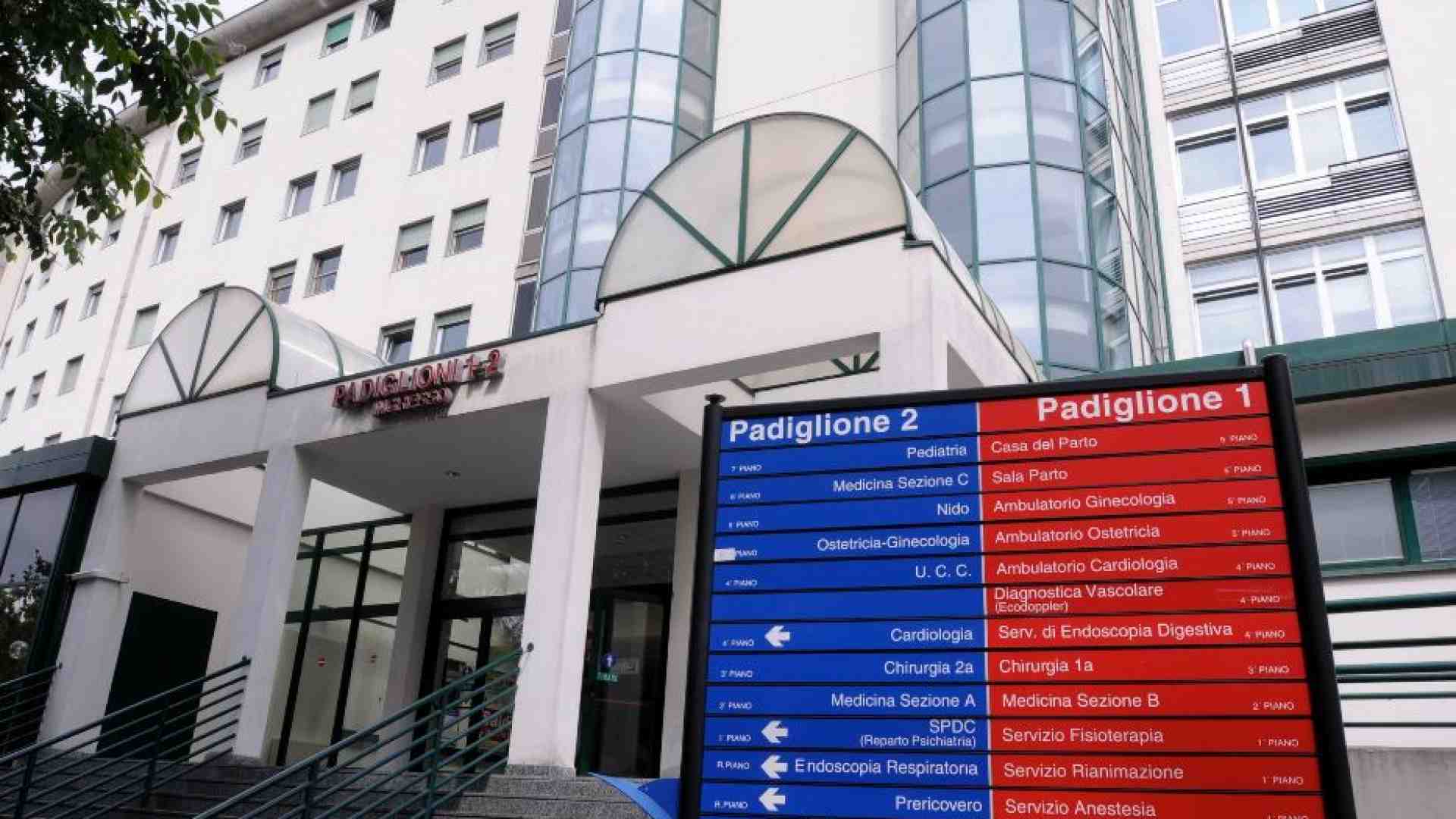 Immagine di La 16enne che ha partorito in casa e il suo piccolo morto sul balcone