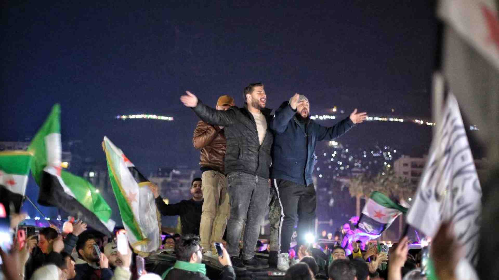 Immagine di Il parroco di Aleppo: «C'è speranza, ma la democrazia resta ancora lontana»