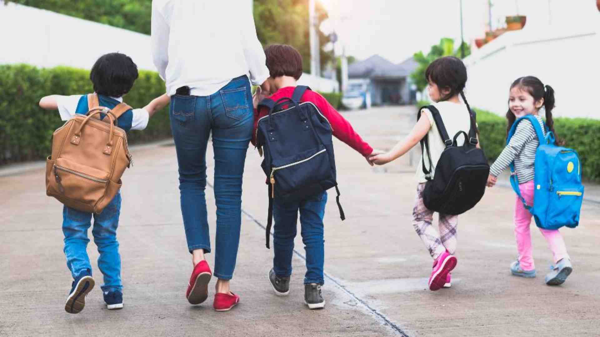 Immagine di Figli a scuola. Ecco tutti i disastri dell'ipergenitore