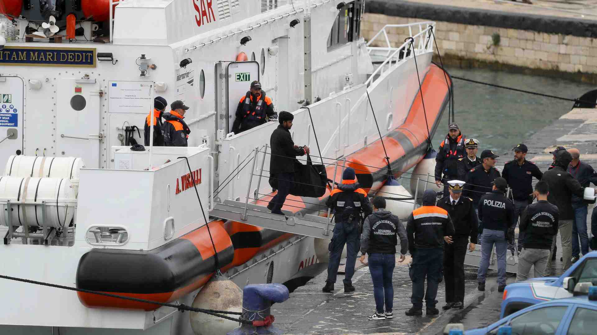 Immagine di Terzo no dei giudici al trasferimento di migranti in Albania: in 43 saranno rimpatriati in Italia