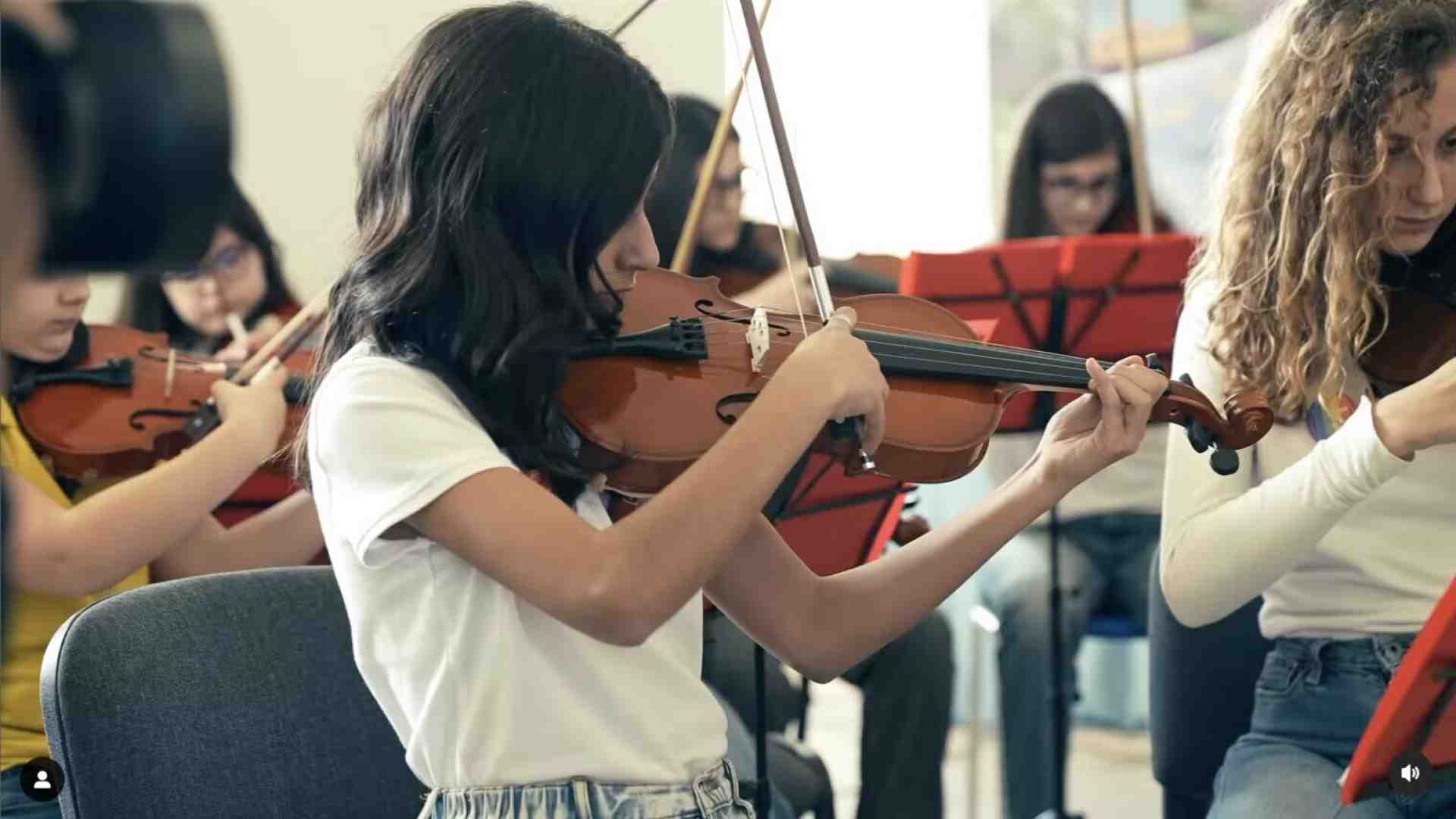 Immagine di Ad Arnesano lo strumento è materia curricolare dalle elementari. Futuro in cammino