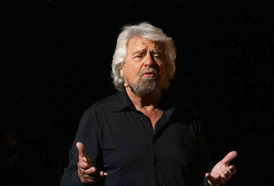 Grillo cerca sponsor e finanziatori per il suo blog: la parabola del fondatore affondato che sogna il ritorno