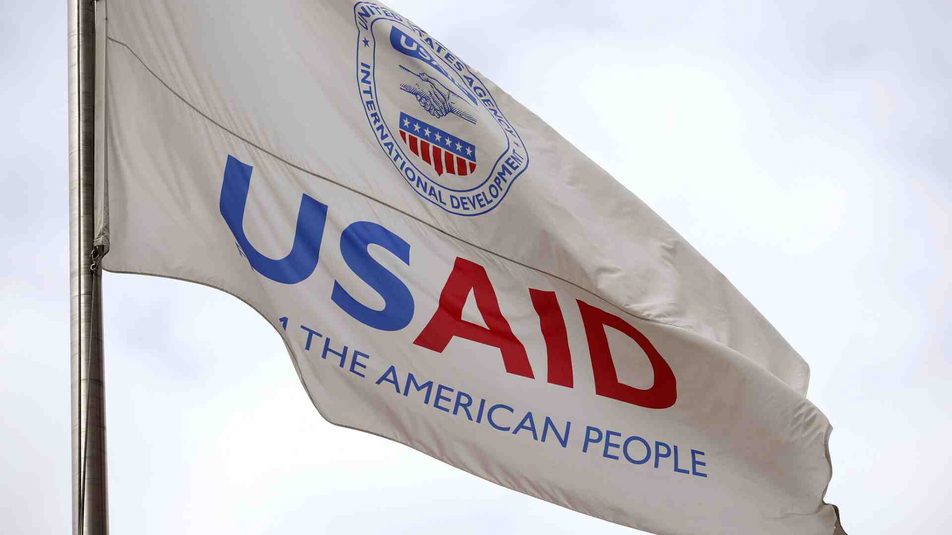 Immagine di Leavitt denuncia gli sprechi woke dell’UsAid, senza parlare degli aiuti ai paesi in difficoltà