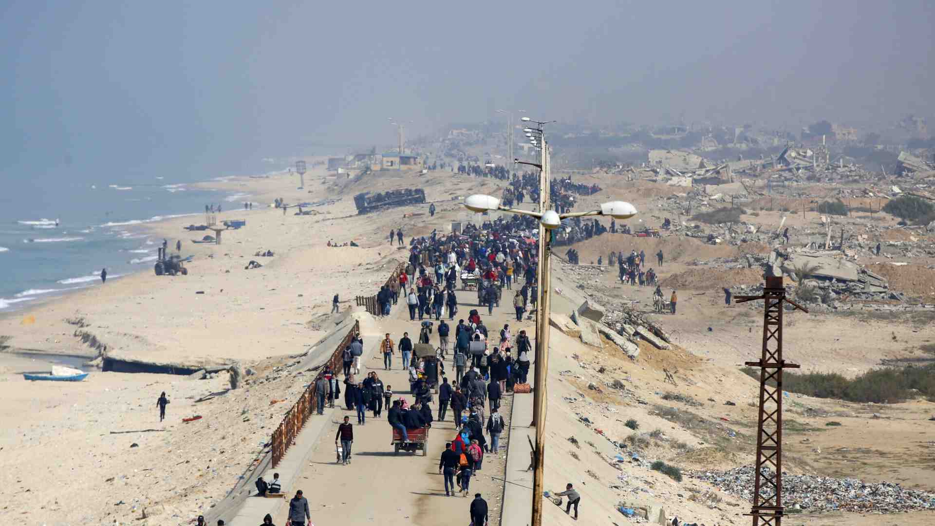 Immagine di Questa striscia non è un albergo; la folle soluzione di Trump per Gaza (e non solo)