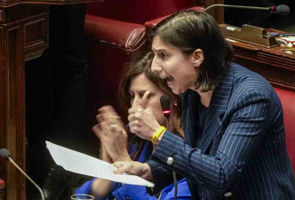 L'avvocata Schlein, si esalta sulla Libia, dà lezioni a Nordio. Il "dono" di Meloni. Pichetto: "Su Almasri ci siamo fatti intortare"