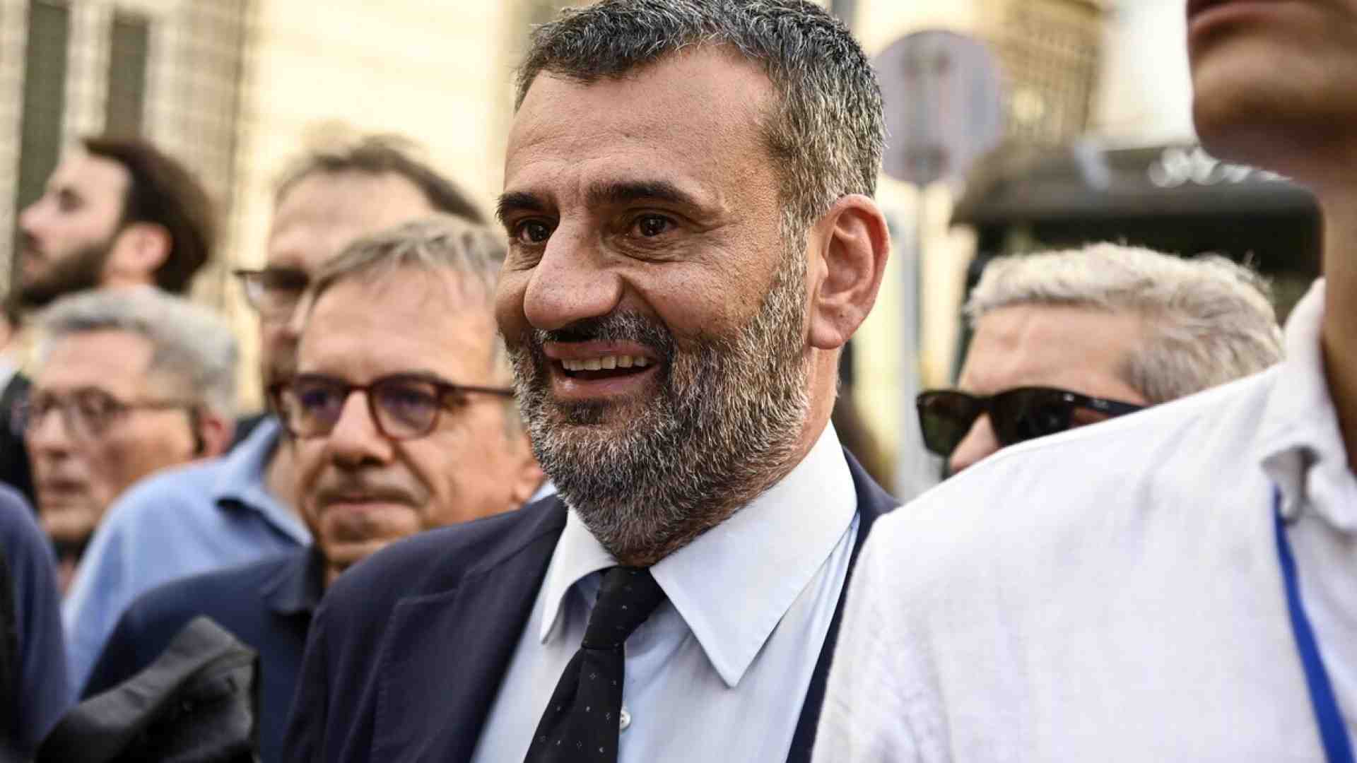Immagine di Piantedosi non scioglie il comune di Bari dopo le inchieste per mafia