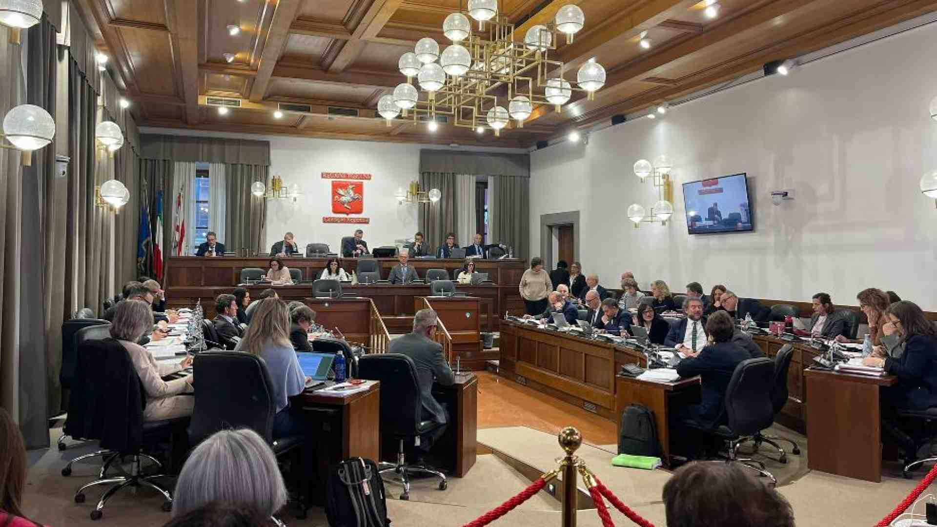 Immagine di La Toscana verso la legge: il suicidio assistito diventa servizio sanitario