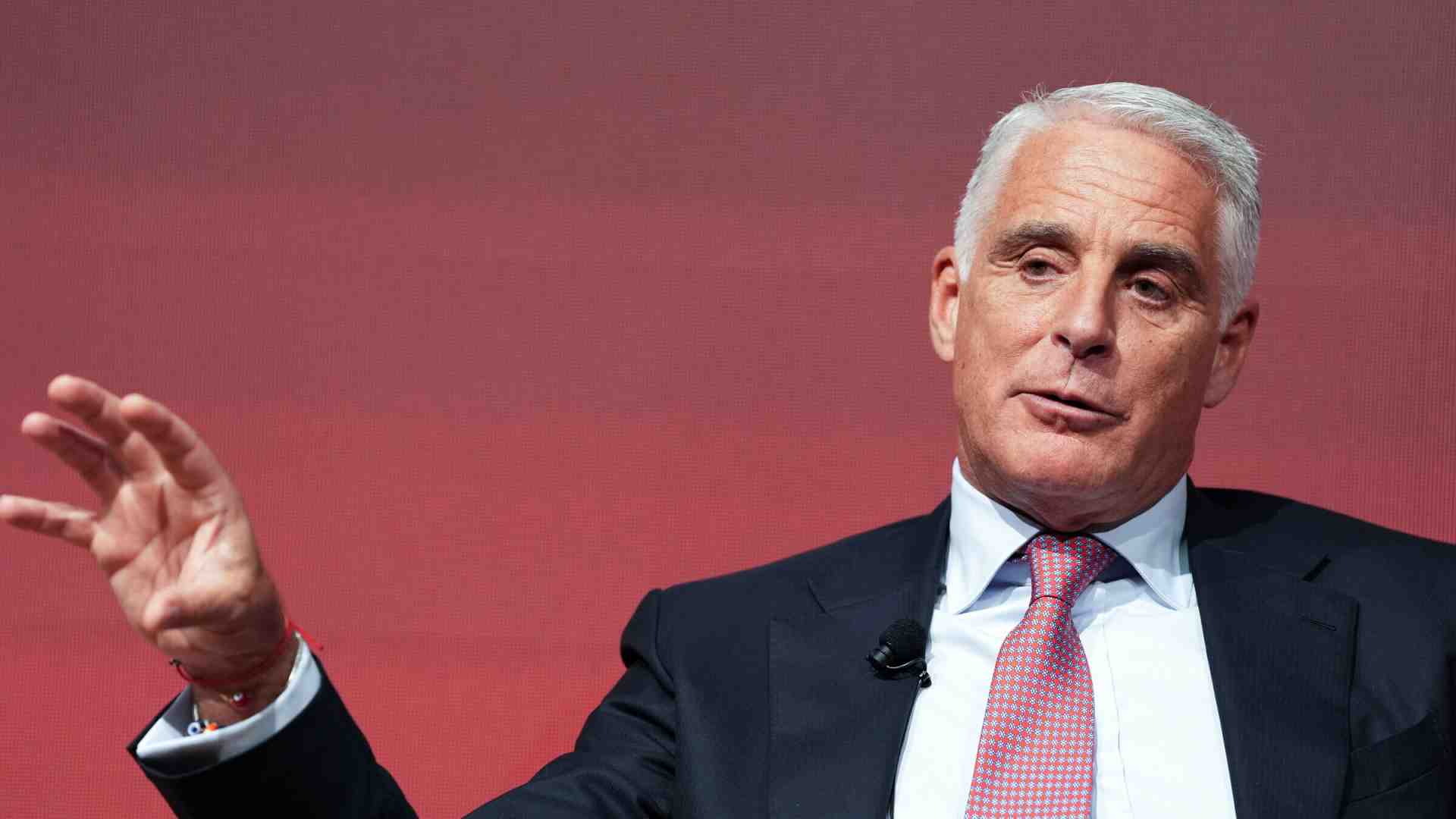 Immagine di I tre fronti di Orcel: Commerzbank, Banco Bpm e la partita Generali. Le mosse da ago della bilancia