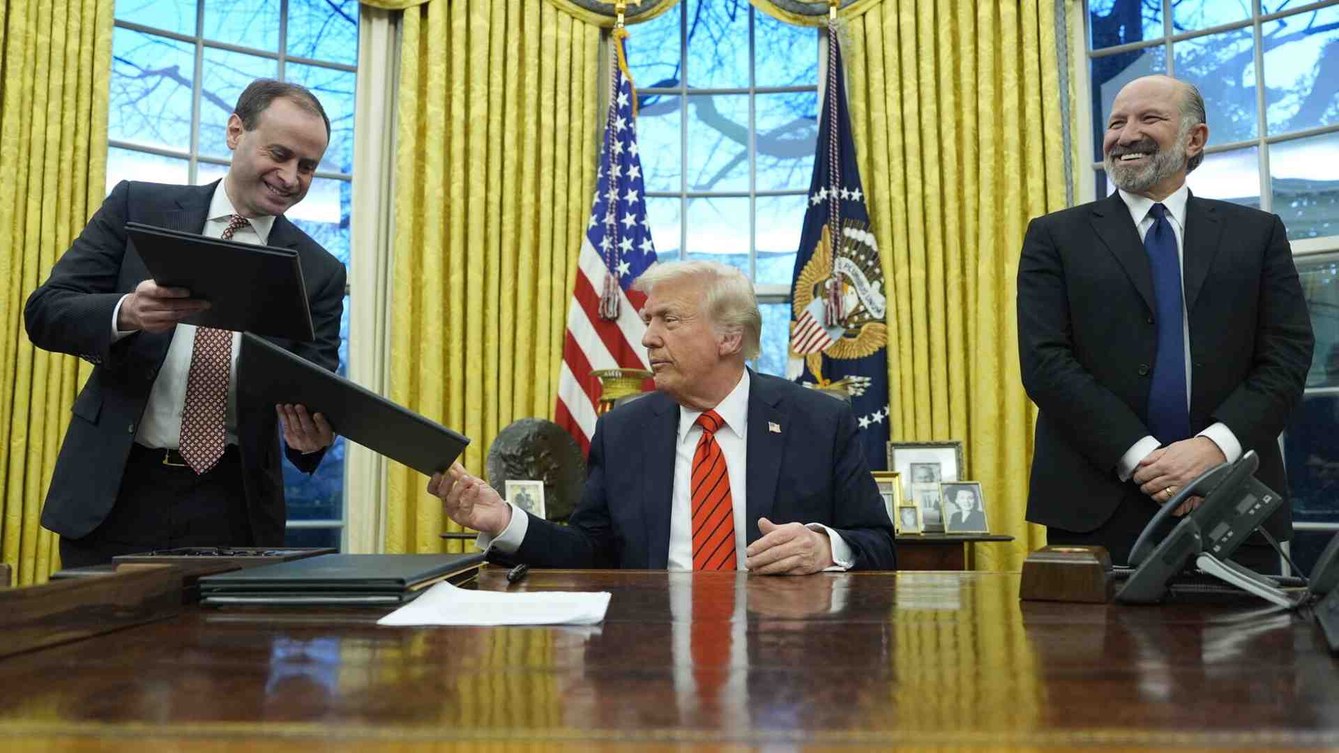 Immagine di Ricavi, Restrizione, Reciprocità. Qual è la strategia di Trump con i dazi?