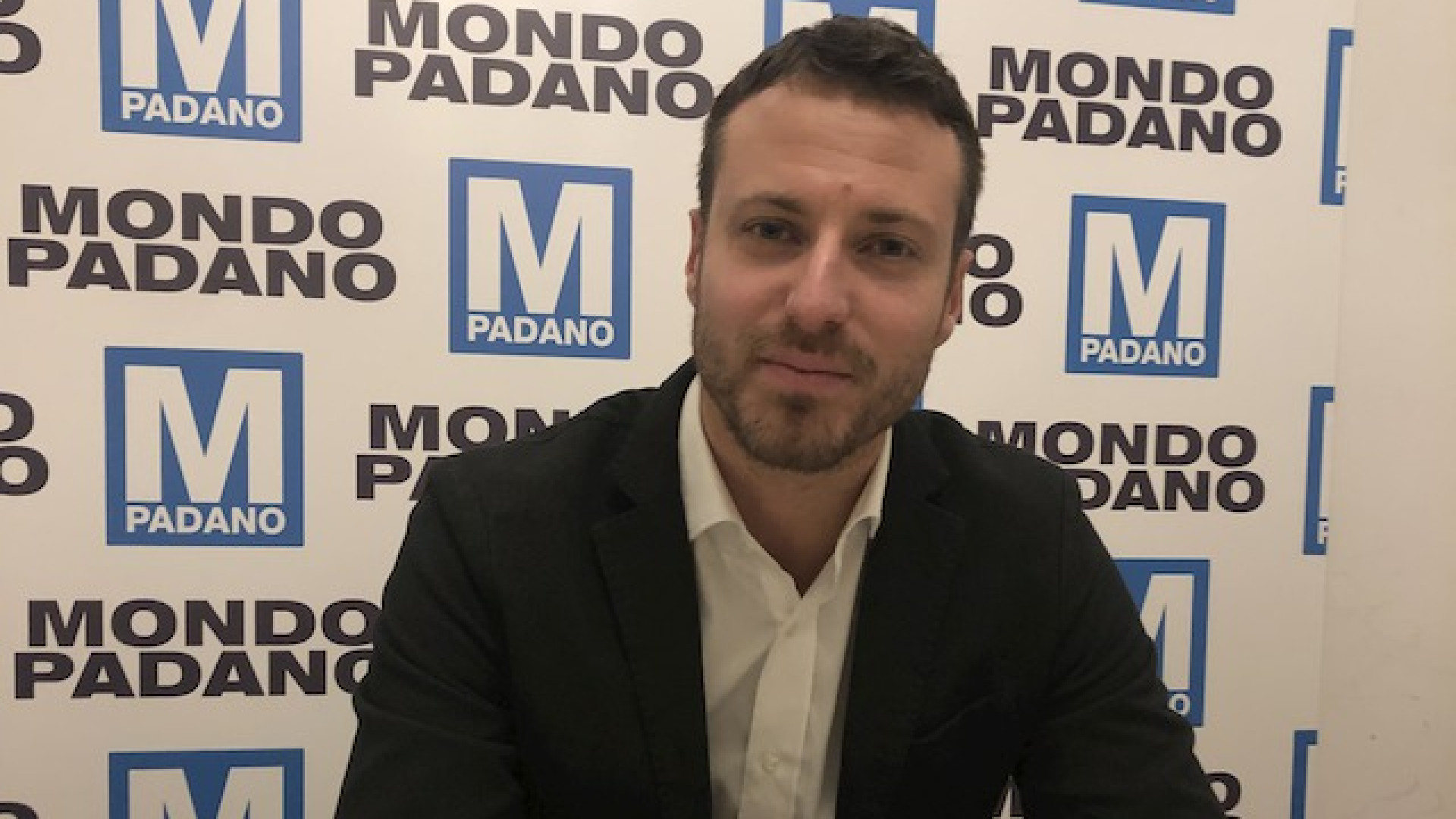 Immagine di Romantico no. Con moglie e figlia a casa