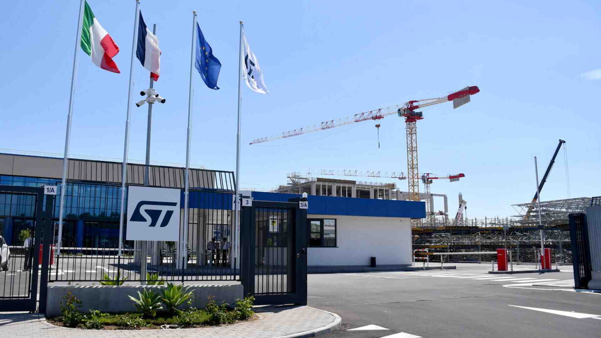 Immagine di Cassa integrazione per la Stm di Catania, scricchiola il maggiore produttore europeo di semiconduttori
