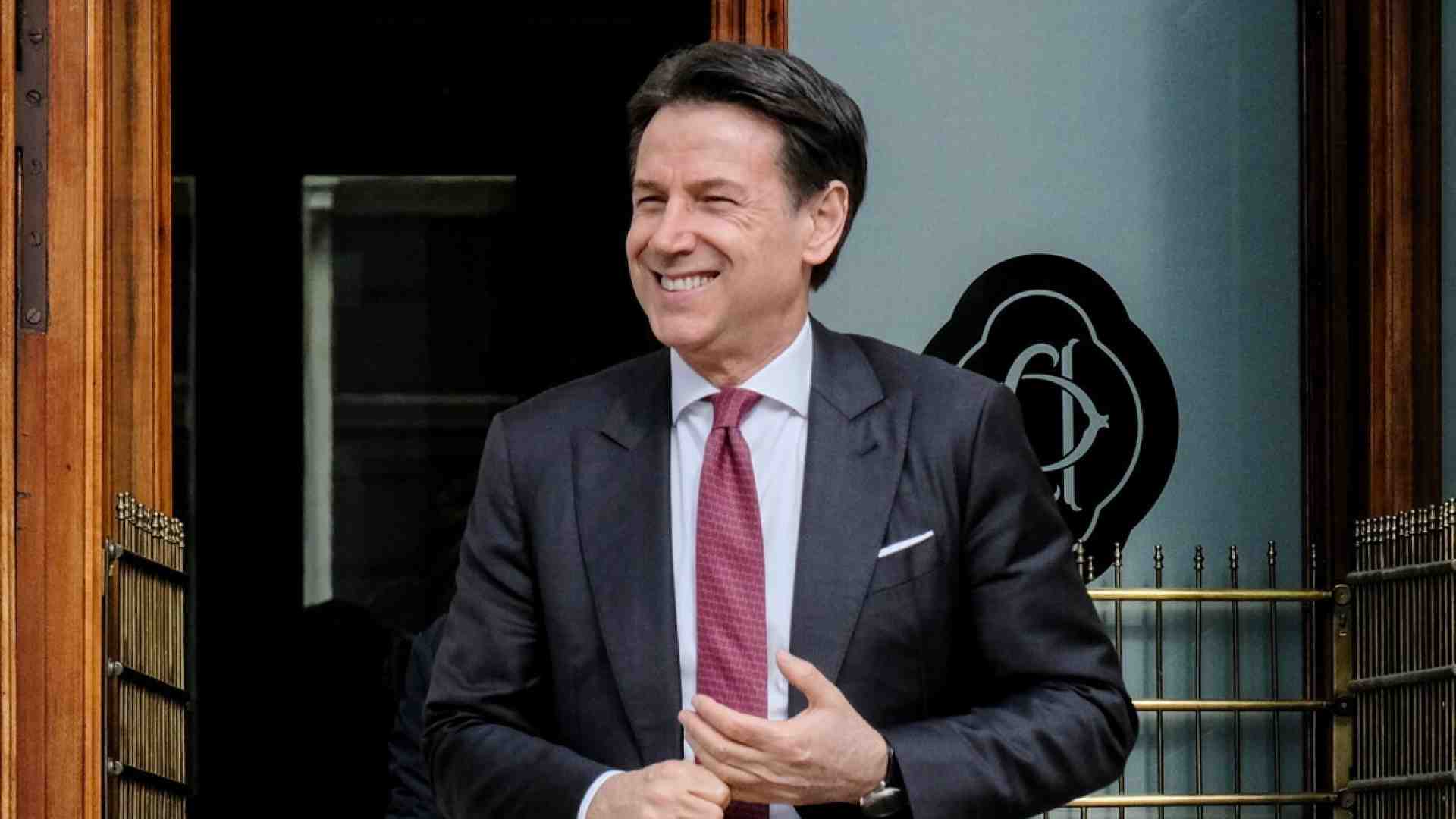 Immagine di A pranzo con Conte. "Meloni? Tracotante. Possiamo batterla. Sommati si vince. I servizi? Io li pacificavo"