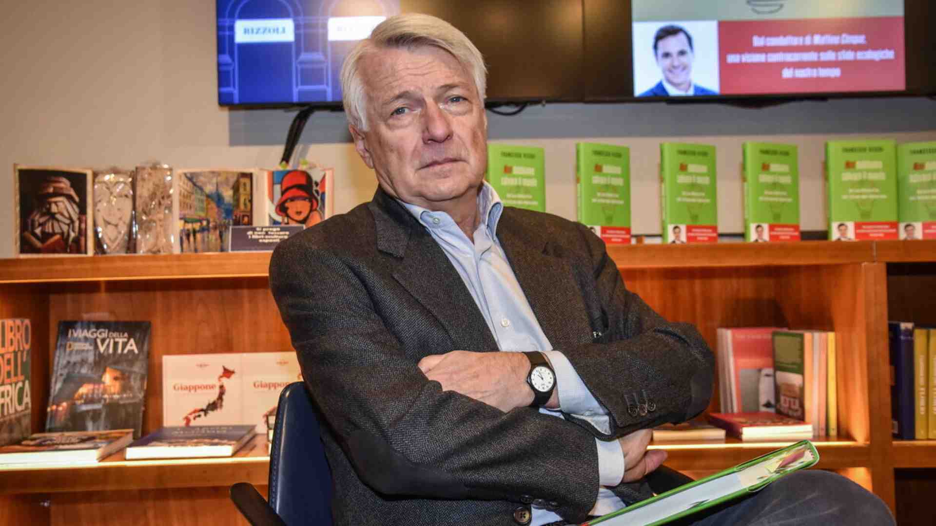 Immagine di De Bortoli ci spiega cosa c’è dietro l’assedio a Mediobanca