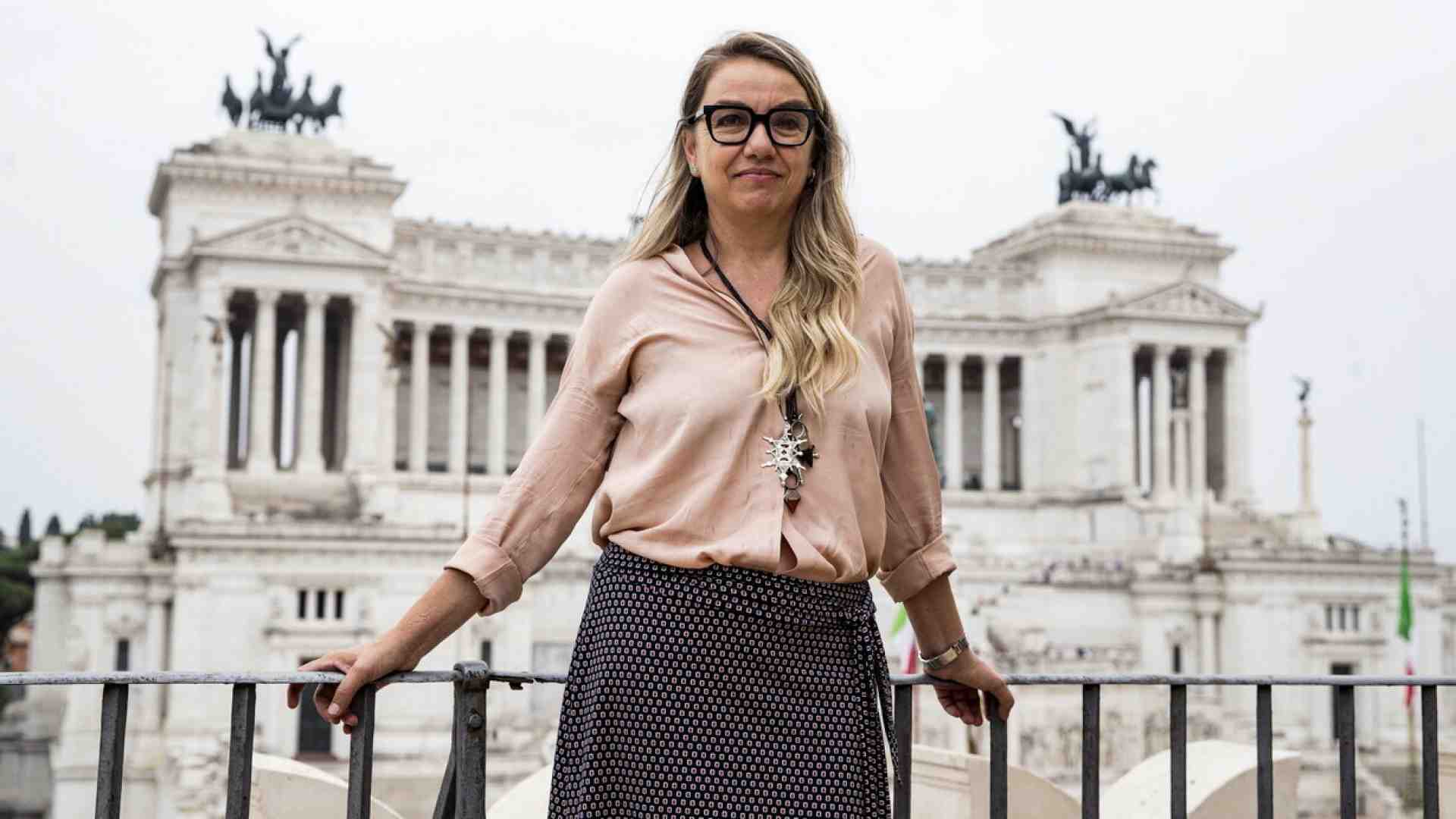 Immagine di Storie d’amori complessi, quando la vita s’esprime nei suoi tanti colori. Un libro