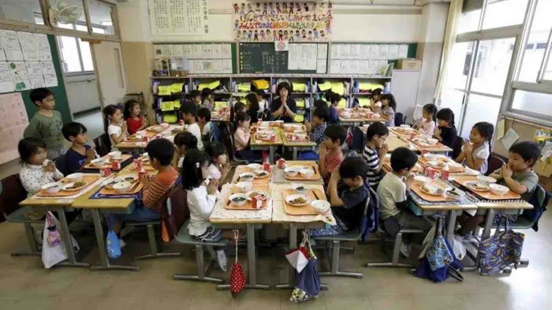 Immagine di In Giappone le mense dei bambini sono un posto di ritrovo per i genitori