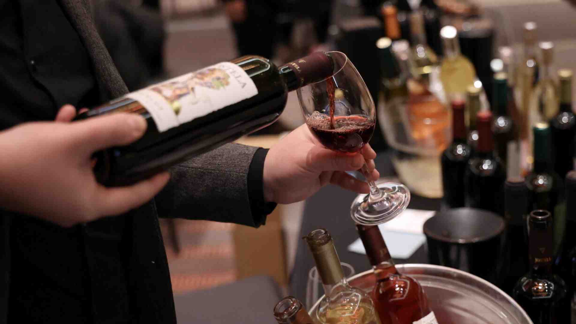 Immagine di Separiamo le sorti del vino, essenziale per la nostra civiltà, da quelle degli altri alcolici