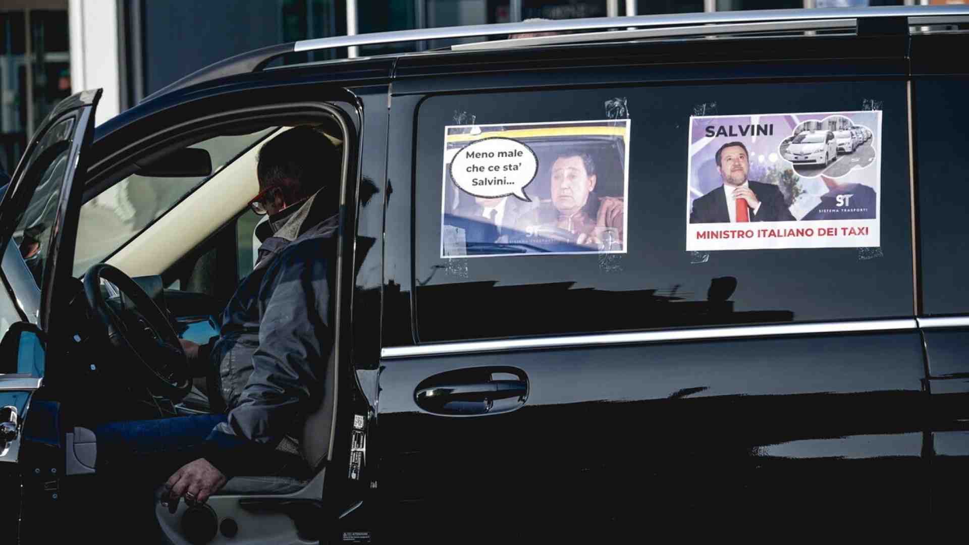 Immagine di L’accanimento di Salvini contro gli Ncc