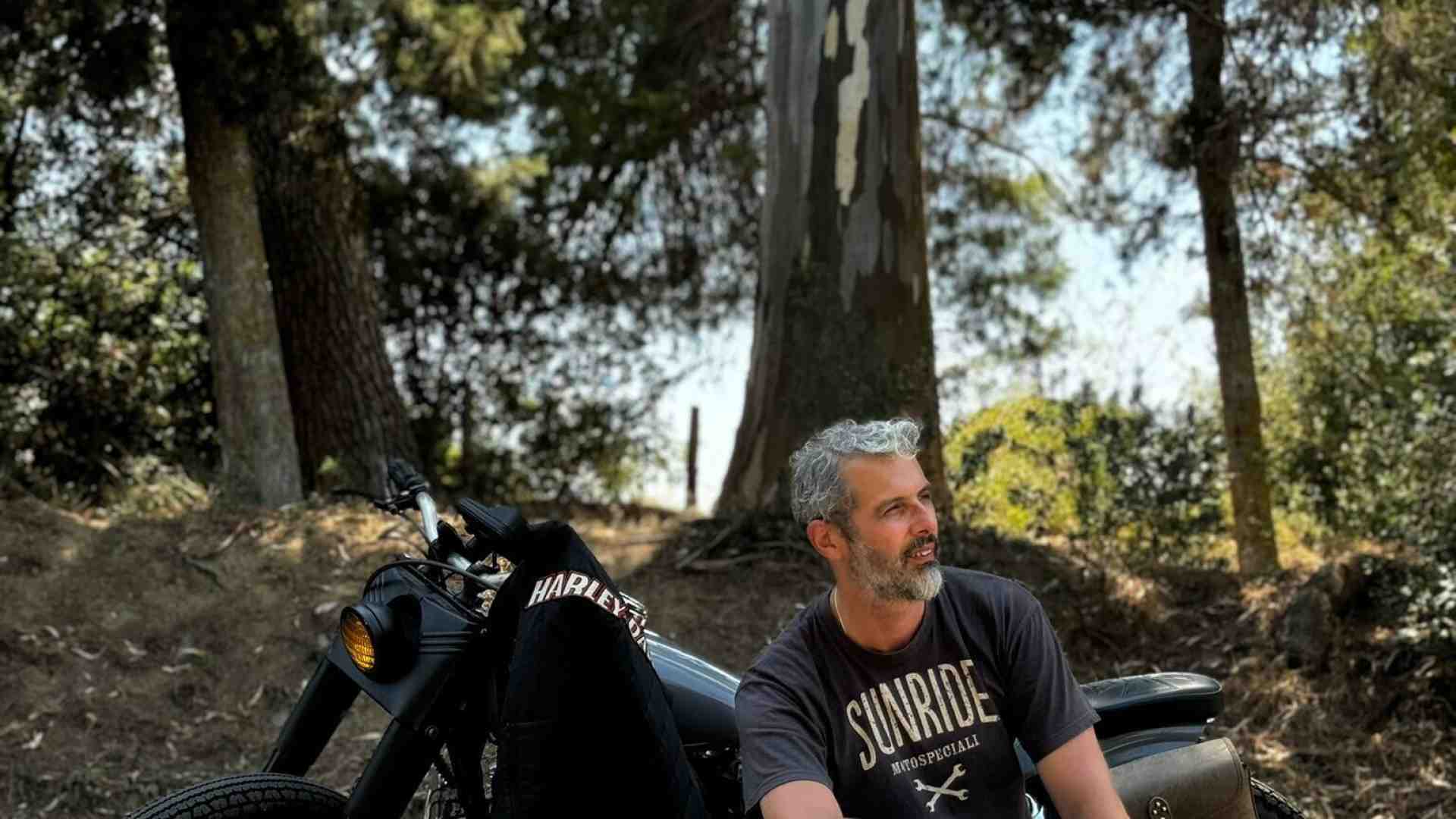 Immagine di Fratelli di Harley. FdI dedica un intergruppo a una moto americana per valorizzare il Made in Italy
