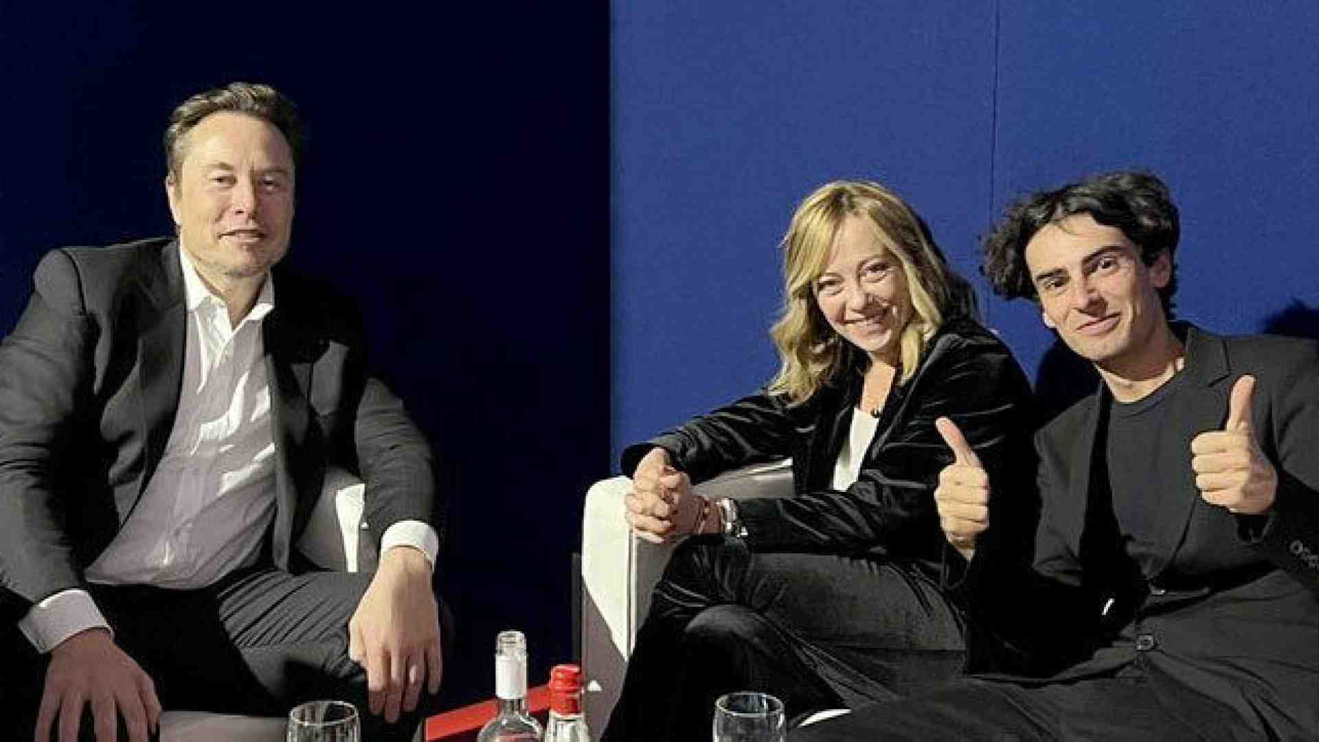 Immagine di Andrea Stroppa divide la Lega