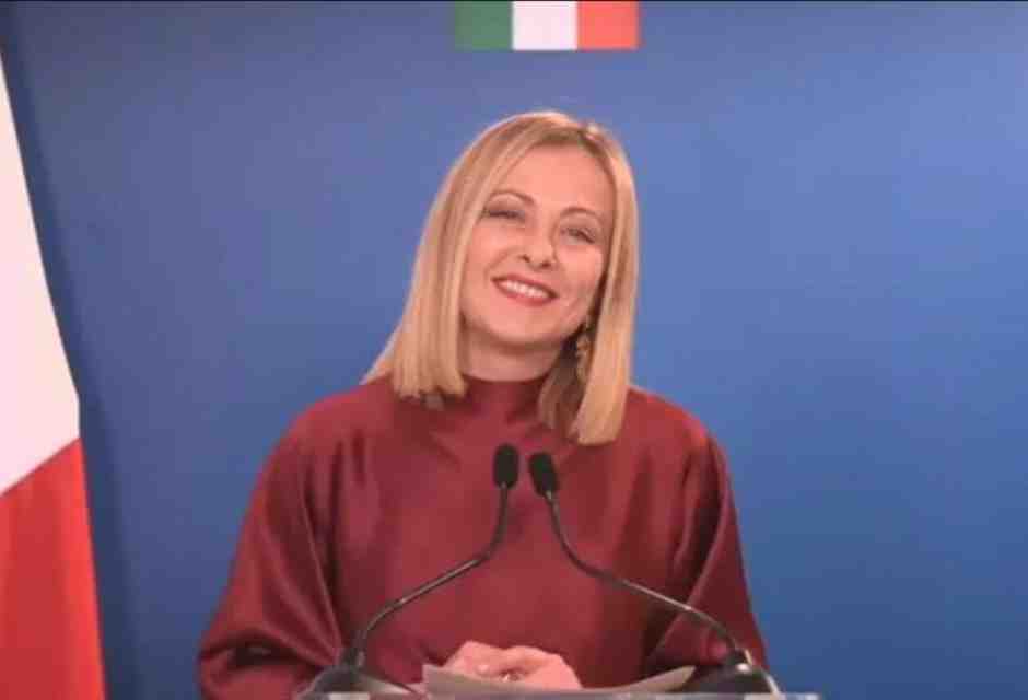 Meloni al Cpac: "Trump non si allontanerà dall'Europa. Difendere Ucraina da brutale aggressore"