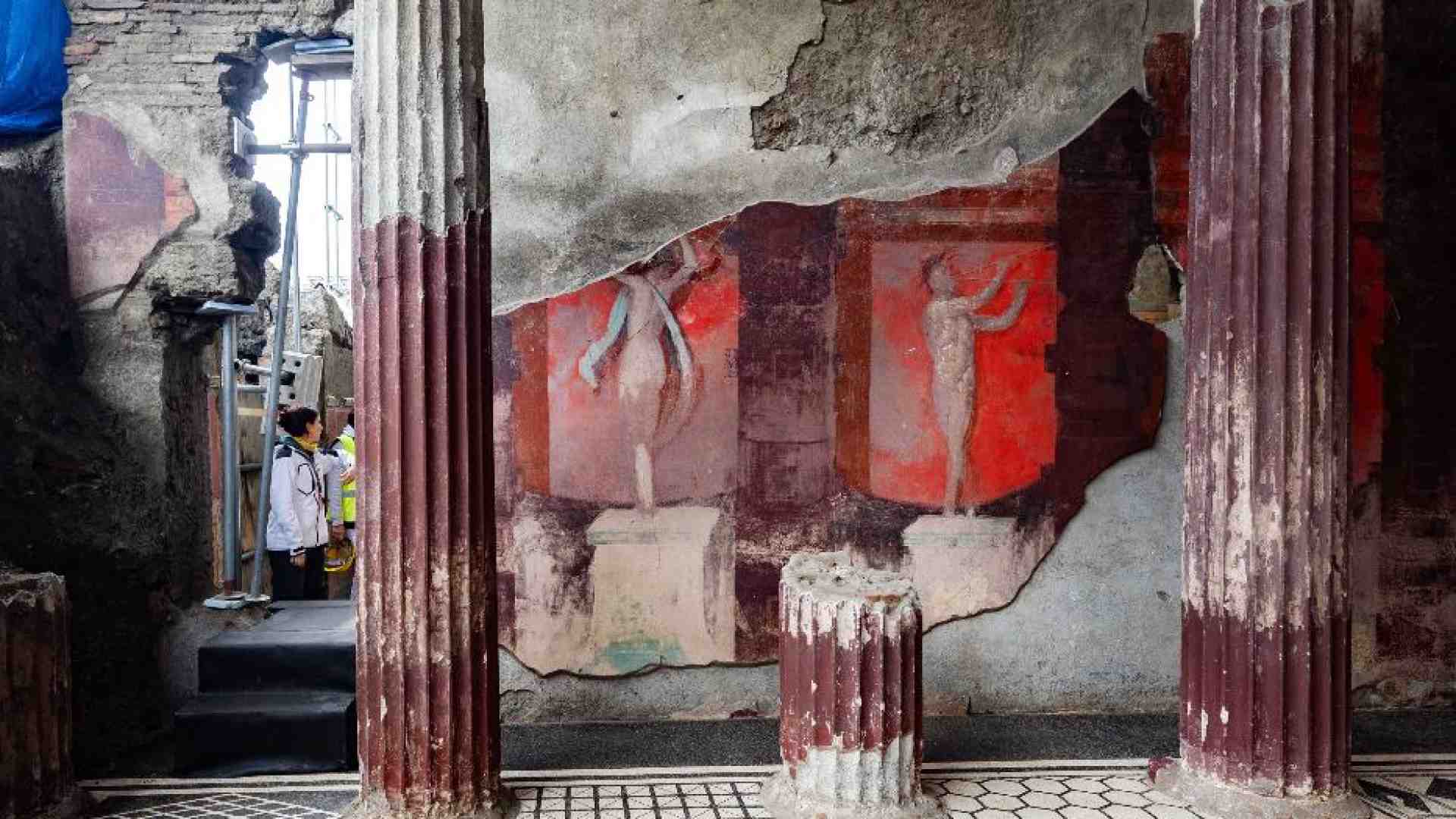 Immagine di Scoperta a Pompei una nuova villa dei Misteri