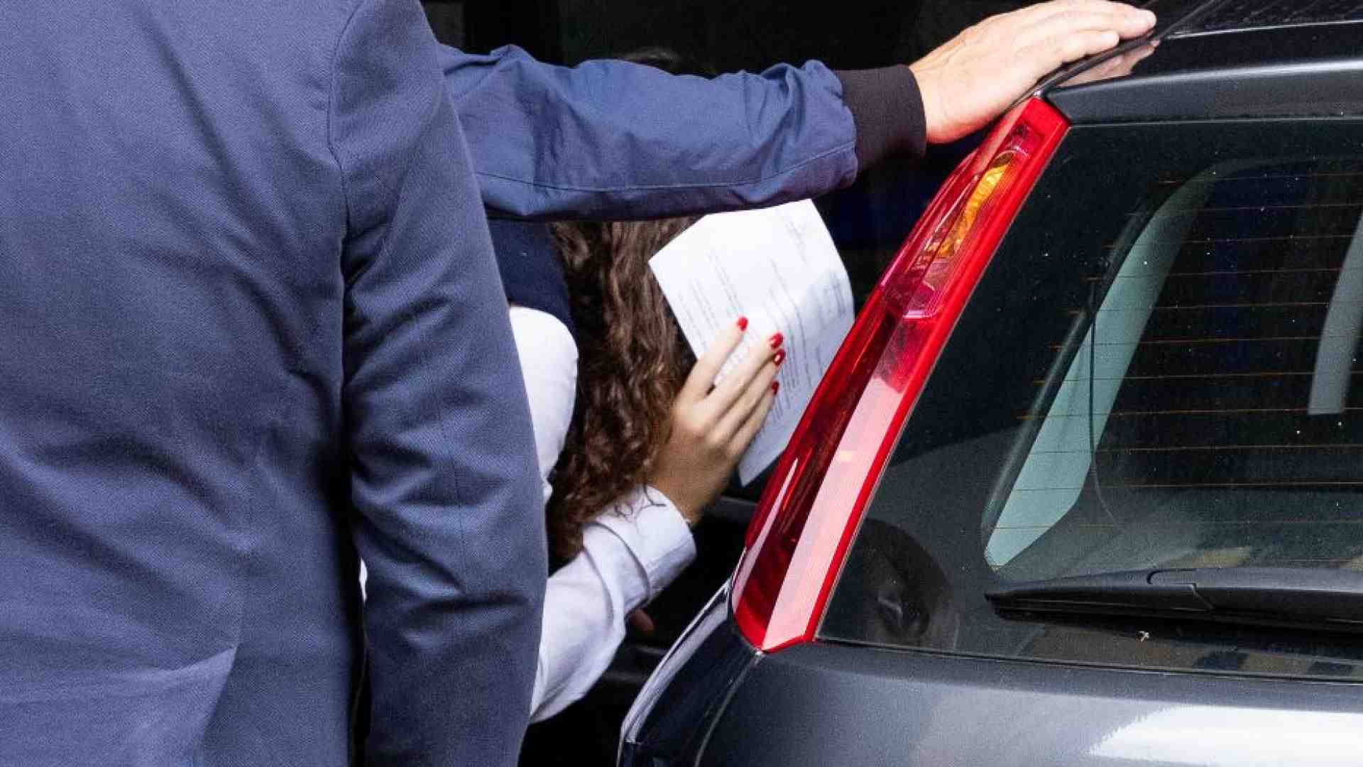 Immagine di Neonati sepolti: per il pm «Chiara ha premeditato i due omicidi»