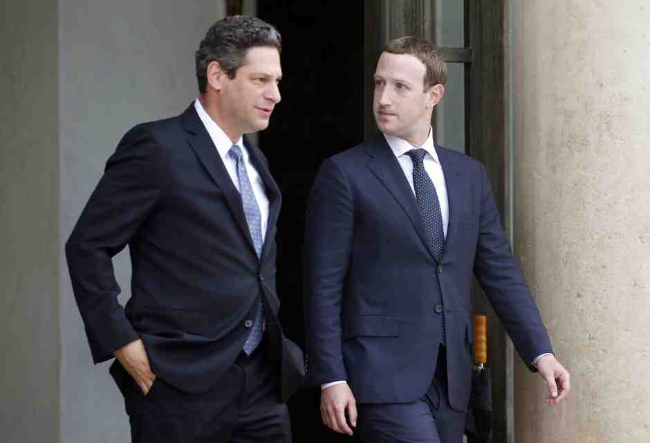 &nbsp;Joel Kaplan e Mark Zuckerberg (Getty)
