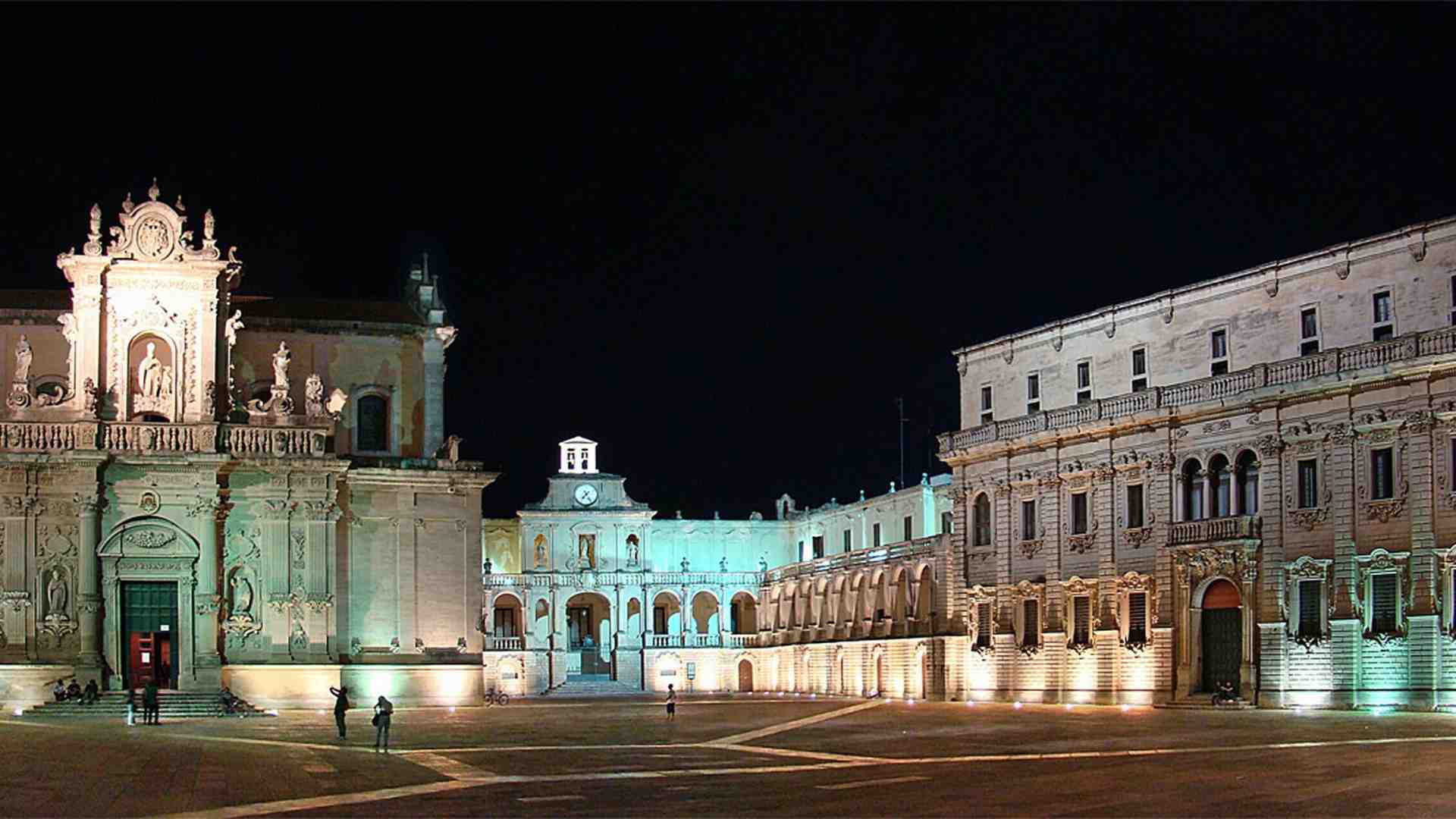 Immagine di Vino estremo e messe in latino a Lecce