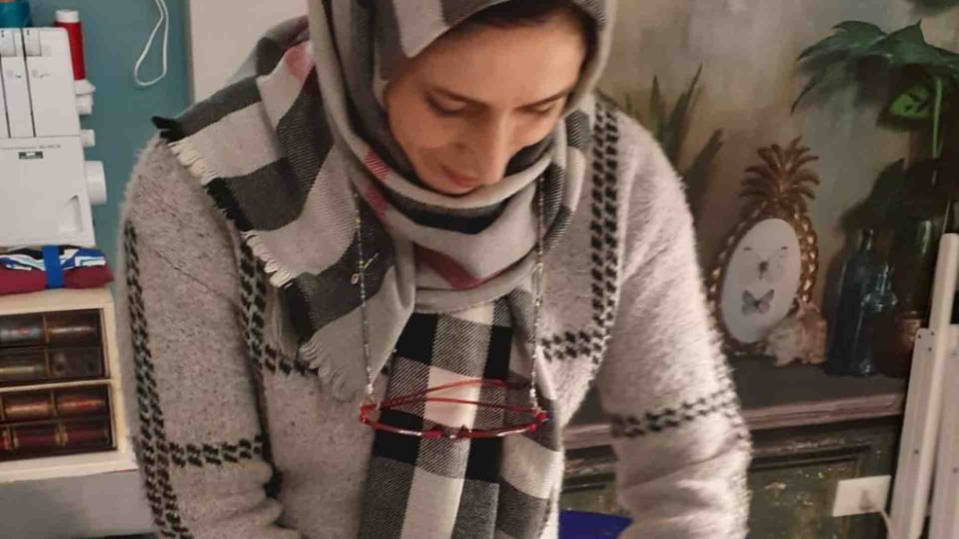 Immagine di In fuga dall'Afghanistan, con ago e filo la nuova vita di Mariam