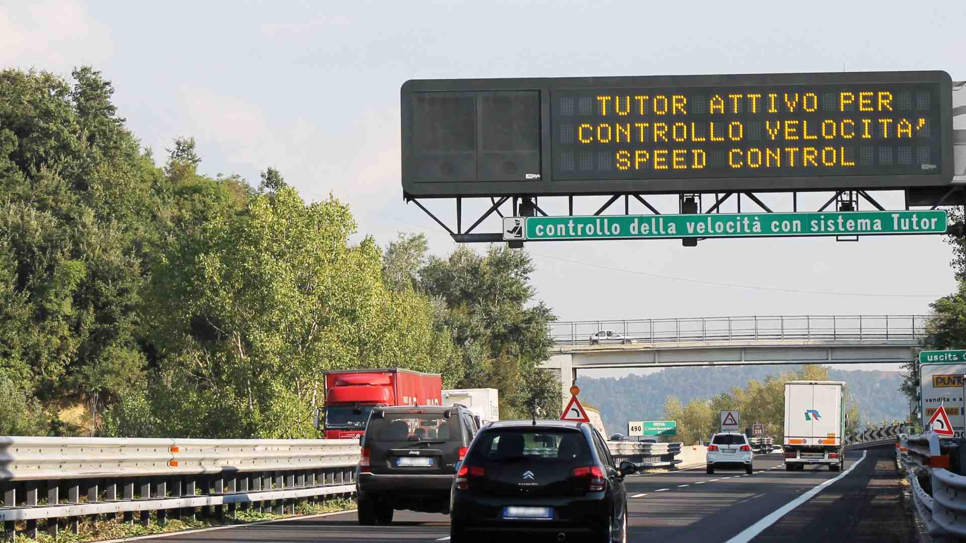 Immagine di Da oggi 26 nuovi Tutor in autostrada: ecco dove sono attivi