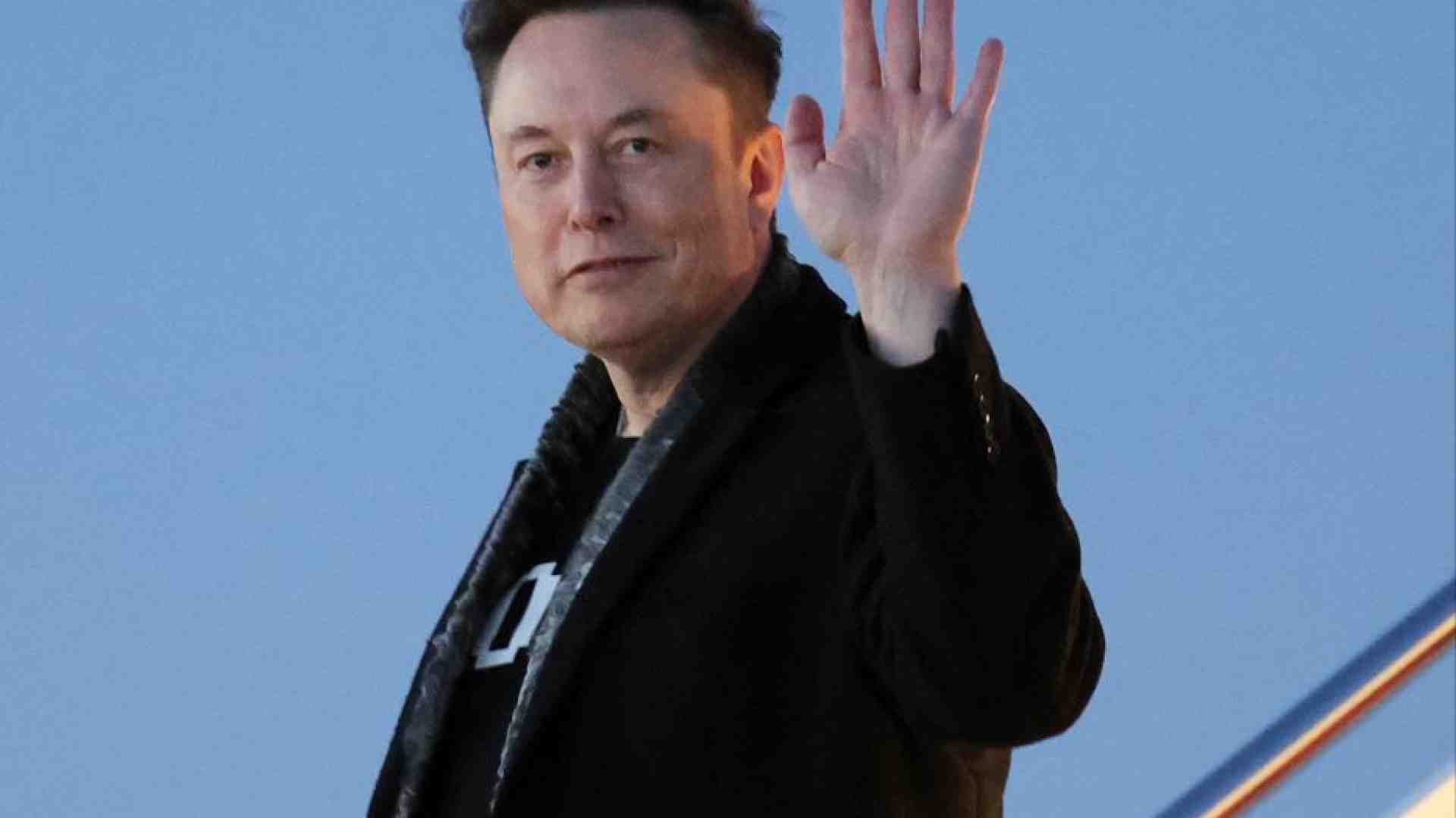 Immagine di Perché Musk ha detto che la difesa ucraina dipende da Starlink