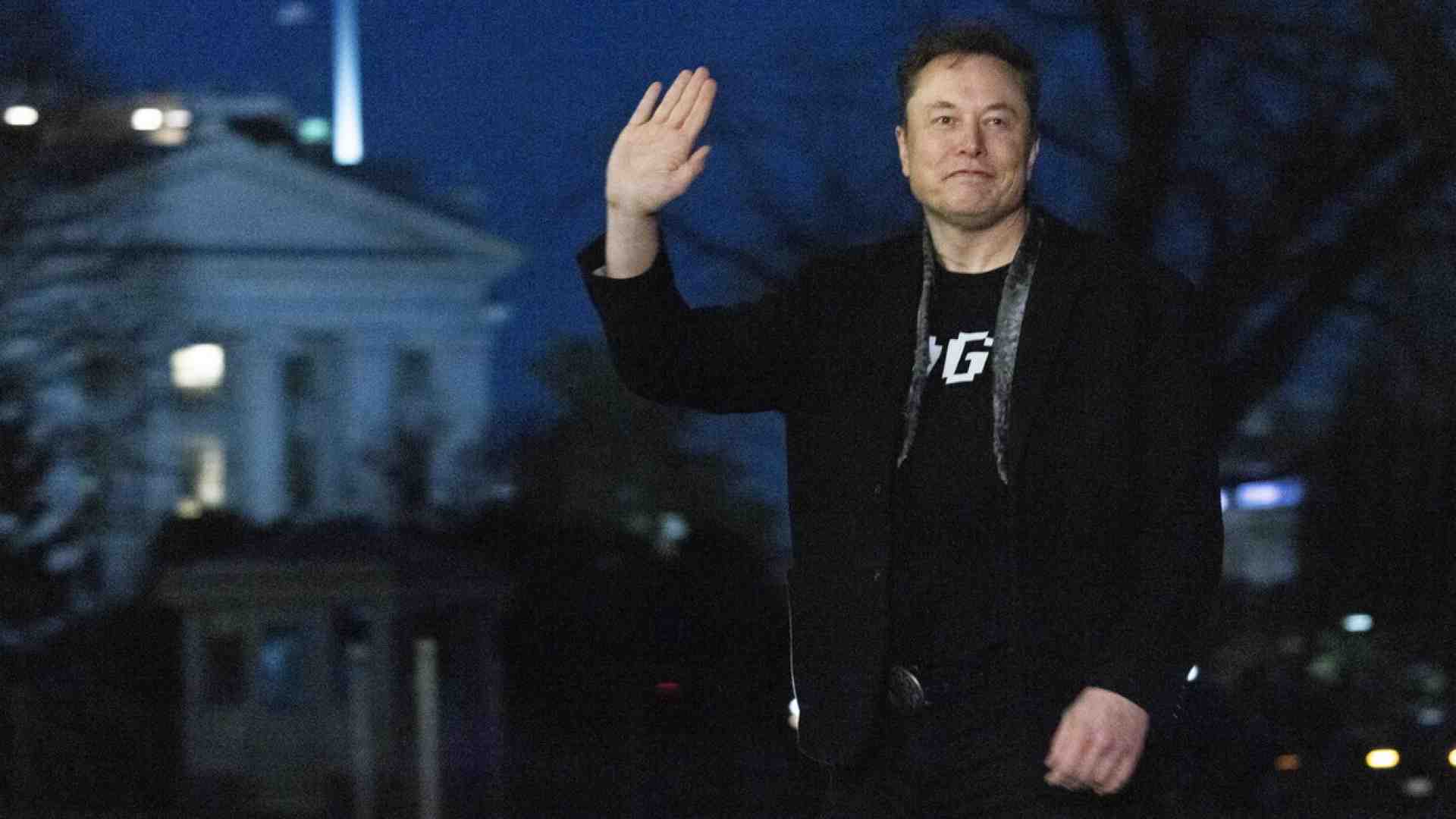 Immagine di Da Salvini alle opposizioni: le reazioni italiane alle minacce di Elon Musk